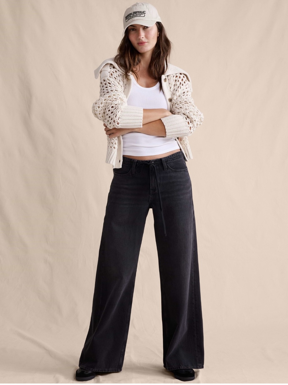 NWT - Banana Republic Black Wide-Leg Jeans with Drawstring - Size 26 - Picture 5 of 5